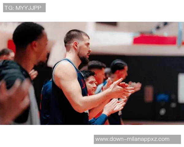 小卡谈球队状态期待通过胜利重建信心与稳定表现